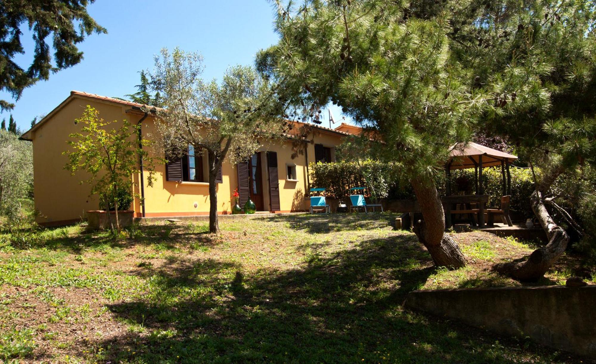 Agriturismo I Cerroni Montescudaio Buitenkant foto